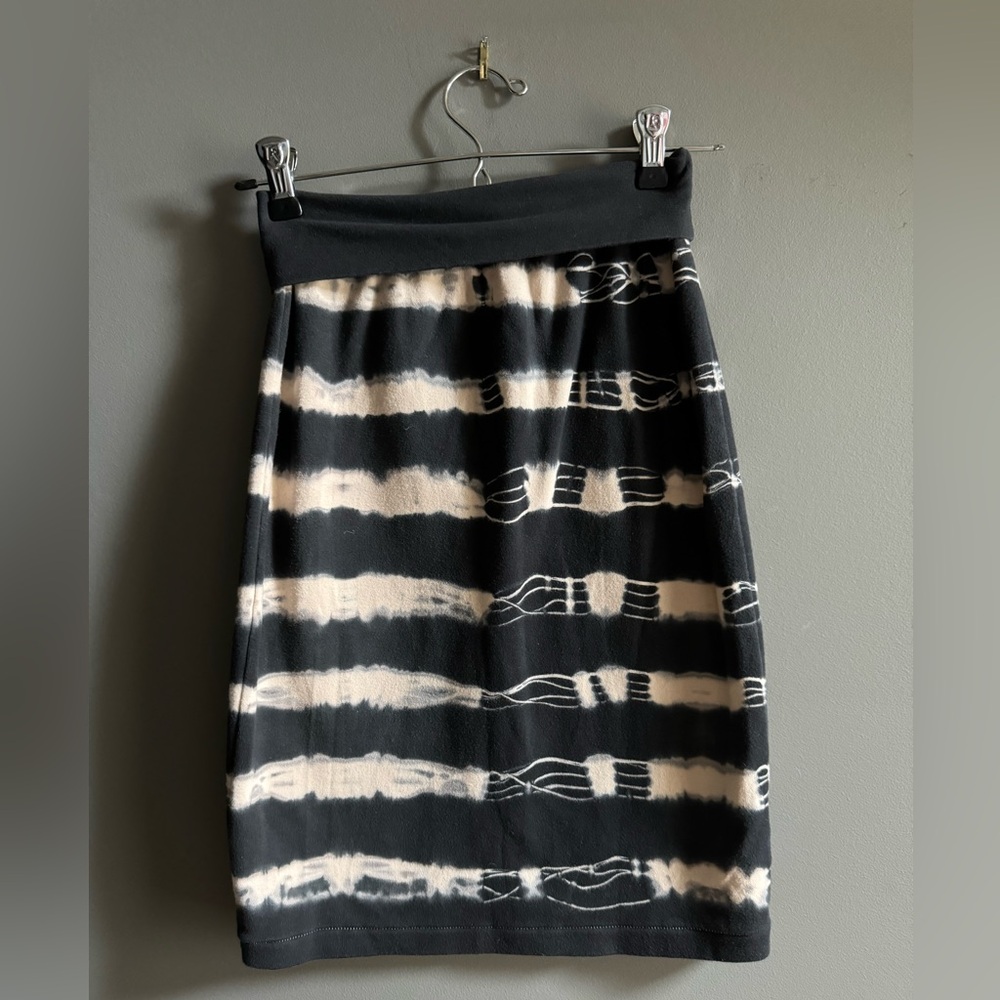Tie Dye Skirt Navy White Small